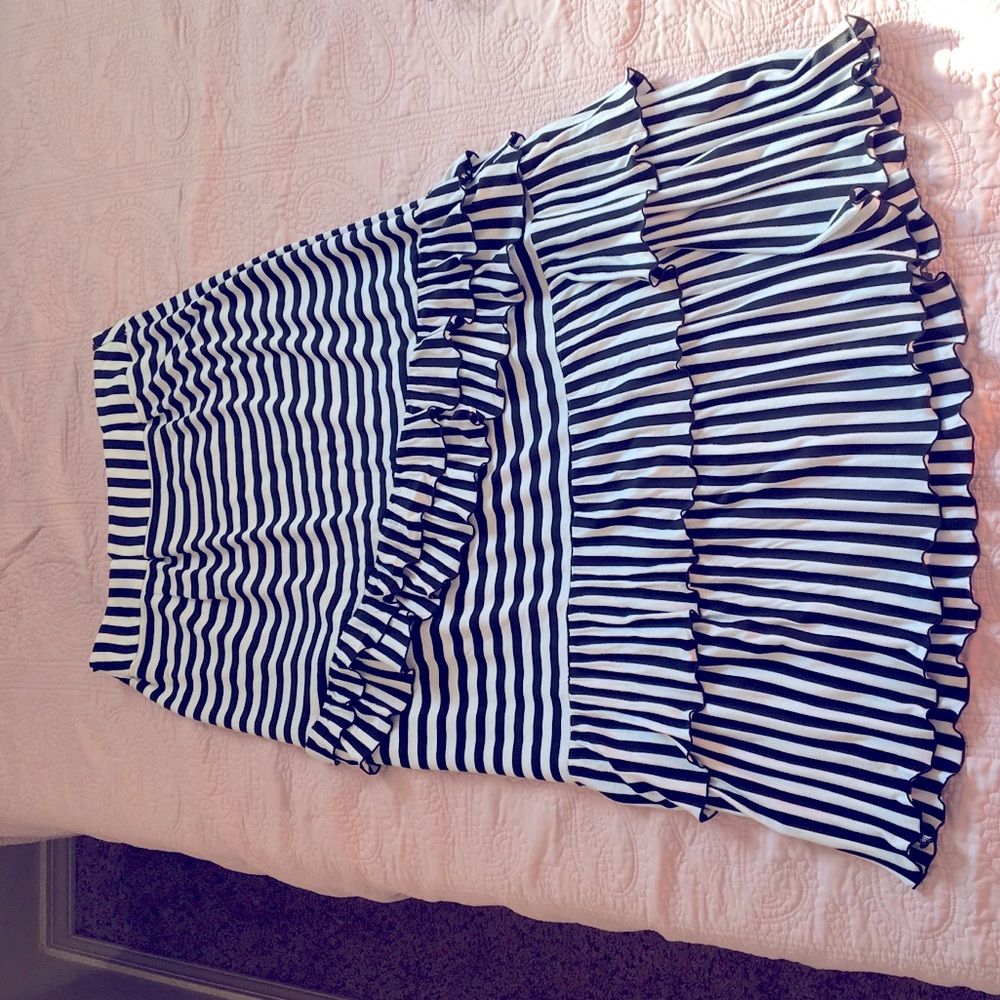 Long Ruffle Skirt